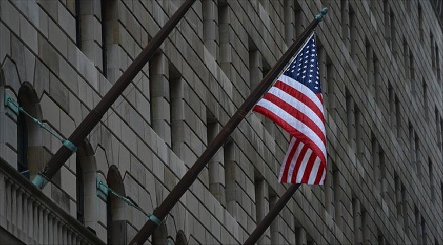 Fed's Dudley sees inflation to rise, supports rate hike