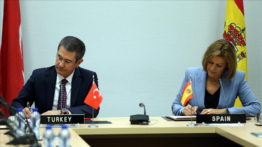 Turkey, Spain sign agreement on defense cooperation