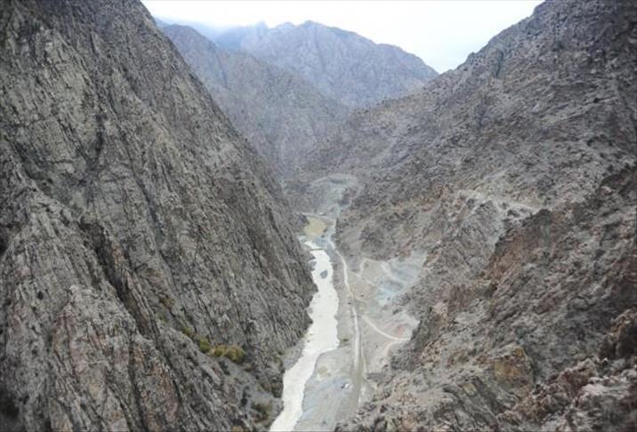Nepal scraps mega hydropower deal with China  