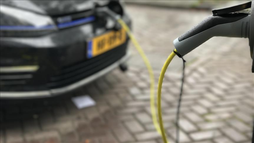 Licenses not required for Turkish car charging stations