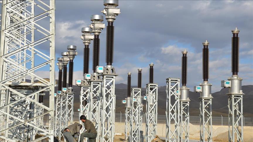 EU household energy prices fall in first half of 2017 