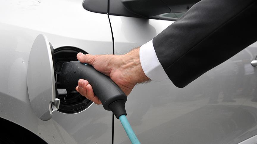 Turkish firm to install Tesla's supercharging stations