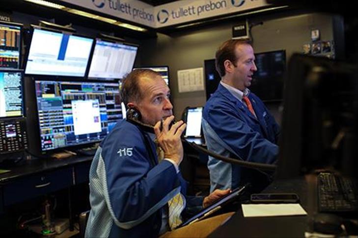 Wall Street Plunges As Stock Selloff Continues - 