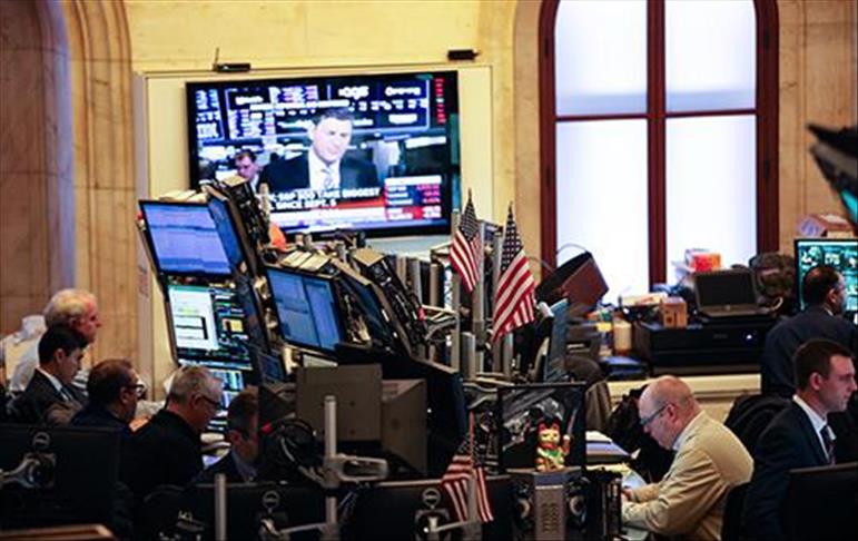 US stock market opens higher