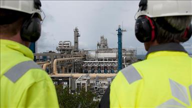 Statoil, Total complete $339 million acquisition