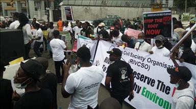 Nigeria: Oil-rich delta protests over pollution