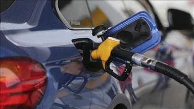 Gasoline shortfall paralyzes transportation in Sudan