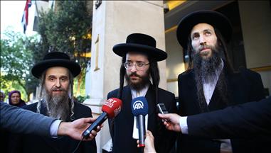 UK: Jews deliver message of condemnation to Israel