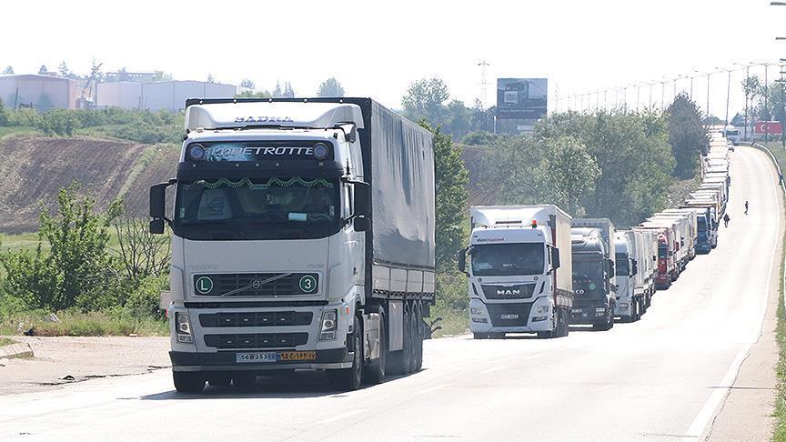 EU seeks to curb CO2 emissions from heavy-duty vehicles