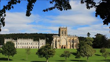Danish Orsted signs 18-year energy deal with UK school