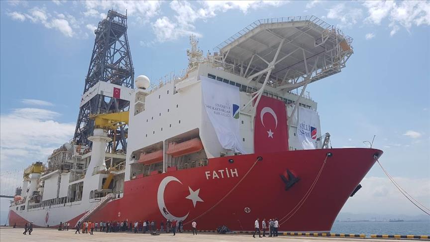 Turkey's Fatih vessel off for 1st deep drilling in Med.