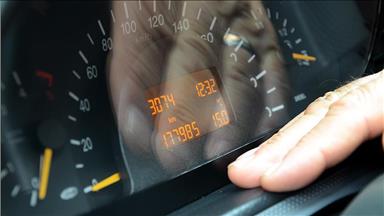 Dutch court rules Rotterdam can ban pre-1992 cars, vans