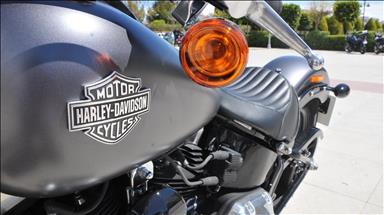 US: Harley-Davidson takes jobs to EU amid tariffs