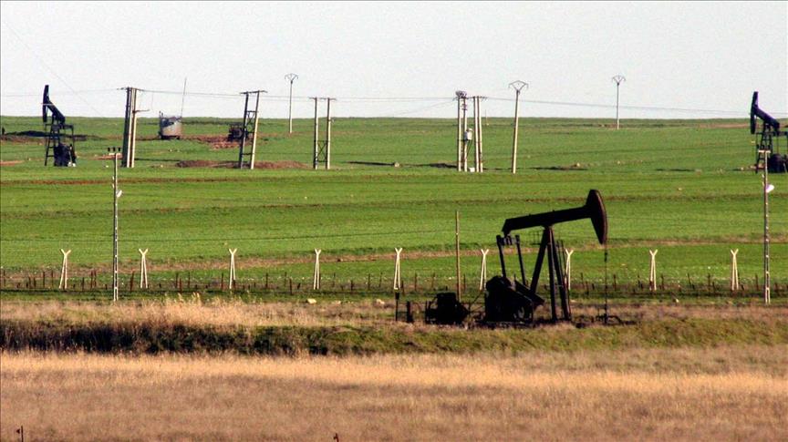 Russia mulls oil output rise prior to Algerian meeting