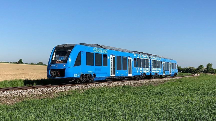 World's 1st hydrogen-powered train launches in Germany