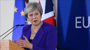 UK: May vows to continue with her Brexit deal 