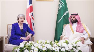 UK PM urges Saudis to cooperate with Turkey