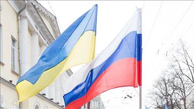 Russia expands sanctions against Ukraine 