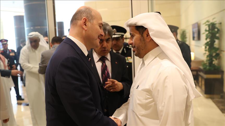 Qatari emir receives Turkish interior minister in Doha