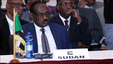 Assured of Qatar's support, al-Bashir returns to Sudan
