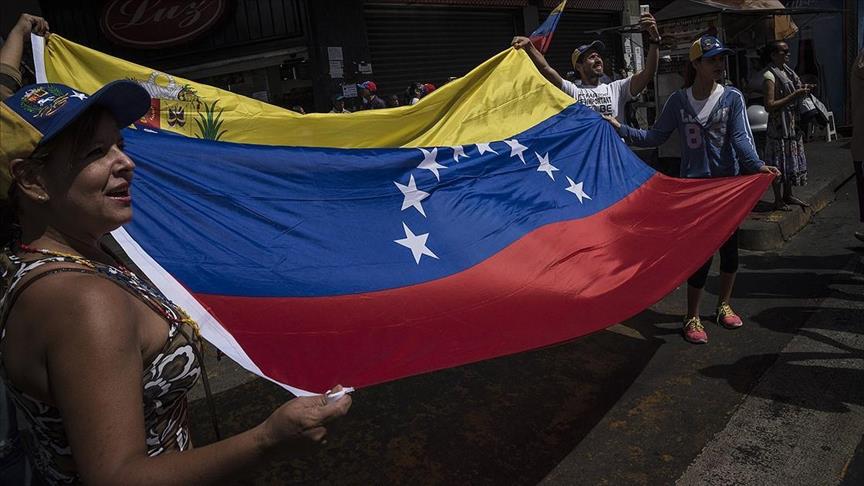 US issues new sanctions on allies of Venezuela's Maduro