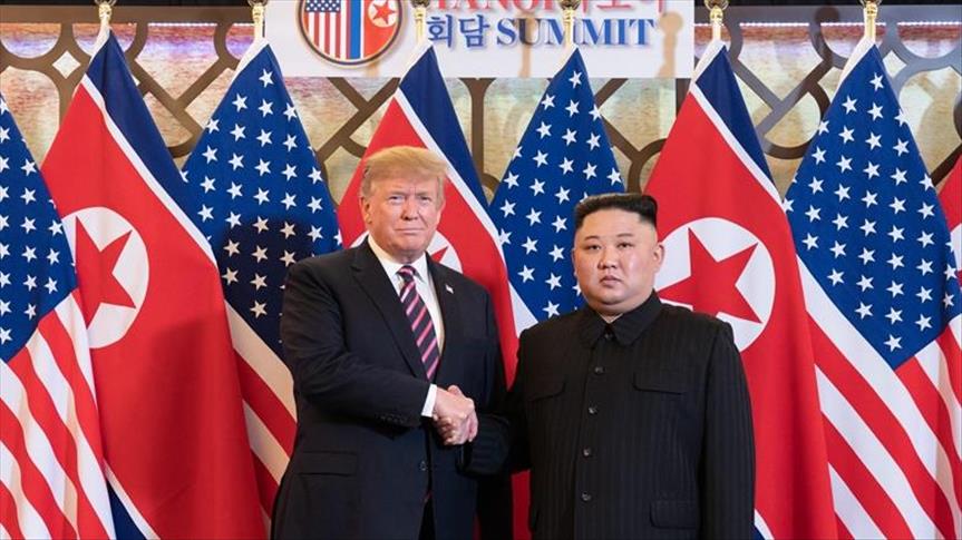 Trump, North Korea's Kim kick off second day of summit