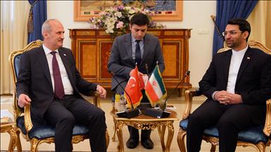 Turkey, Iran to pursue cooperation, enhance relations