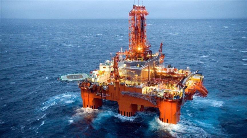 Eni discovers oil in offshore Angola