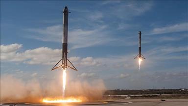 Elon Musk unveils new Starship prototype
