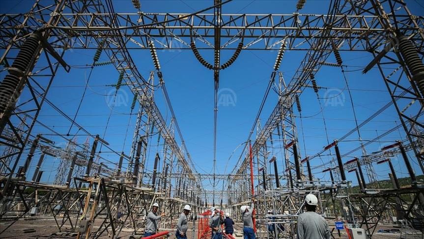 Spot market electricity prices for Tuesday, Oct. 15