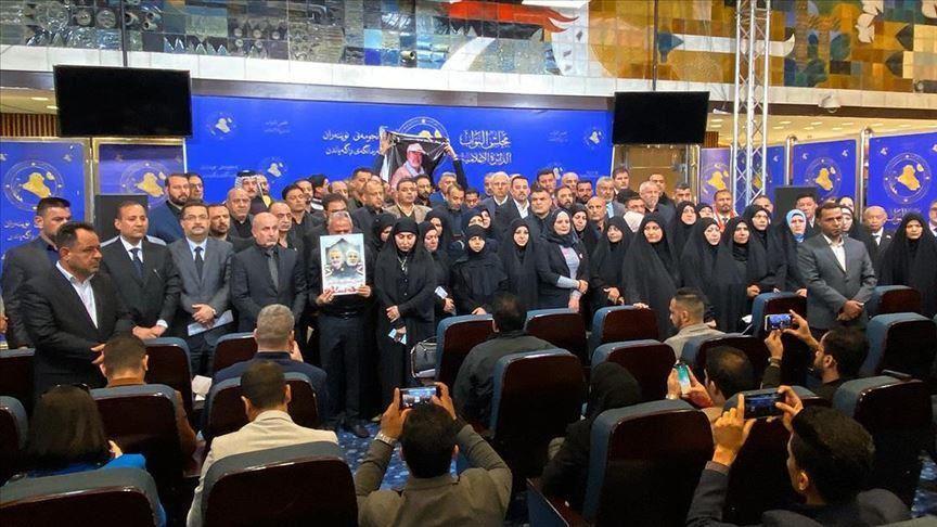 Iraqi parliament decides to expel US troops