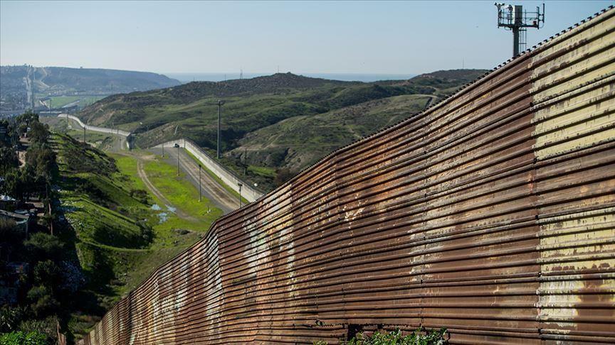 Pentagon to divert $3.83B for Trump's wall construction