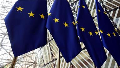 EU leaders prepare for long budgetary talks