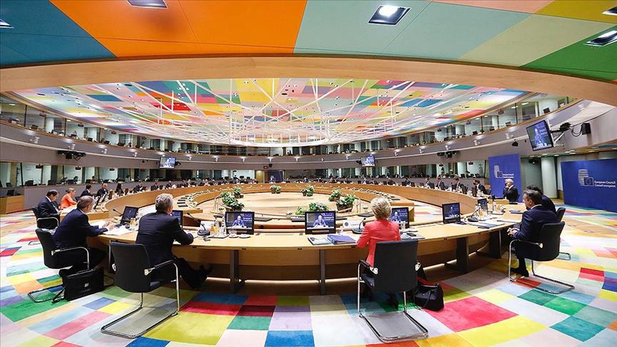 EU lawmakers call for amending EU budget deal