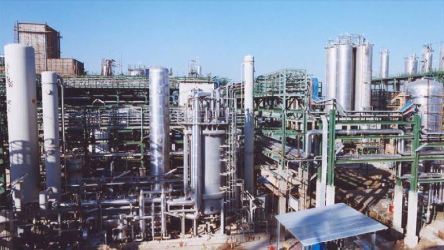 Iran moves from oil to petrochemicals in export