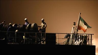 India eyes resuming oil imports from Iran and Venezuela