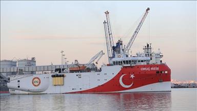 Turkish vessel leaves port to continue E.Med research