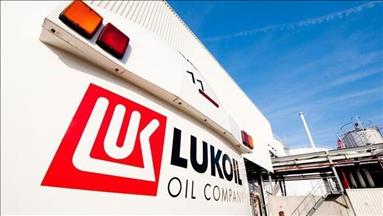 Lukoil's net profit down 98% in 2020