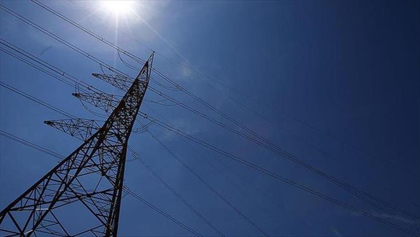 Spot market electricity prices for Sunday, April 11