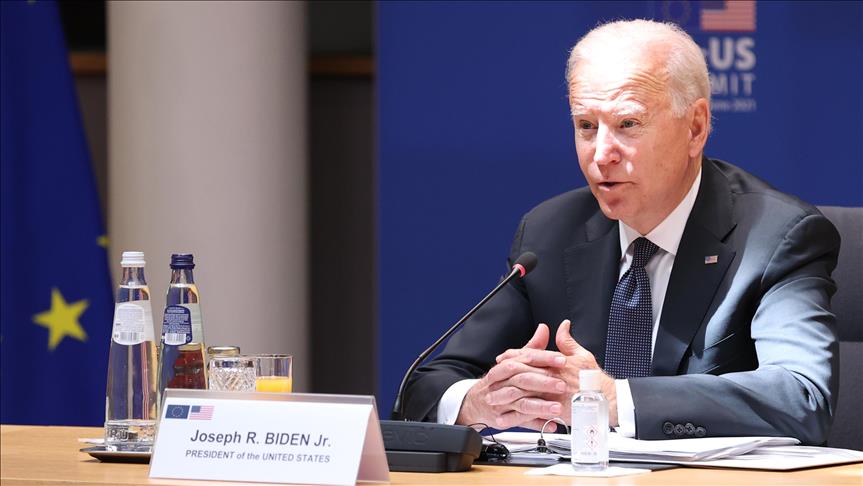 Biden warns US must 'act fast' to face wildfire threats