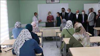 Turkey's renewable energy labs to boost jobs for Syrians, Turkish host communities