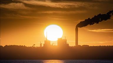 Net zero pledges by major fossil fuel producers need to include fossil output cut plans