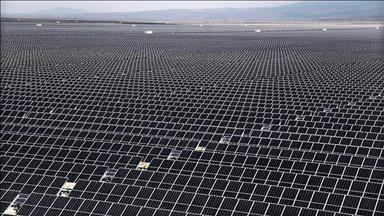 $812 million finance deal signed for Turkey's largest solar power plant