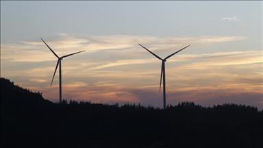 Turkey aims to boost domestic production of wind turbine parts