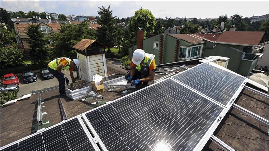 Clean jobs account for half of 65 million energy workers worldwide