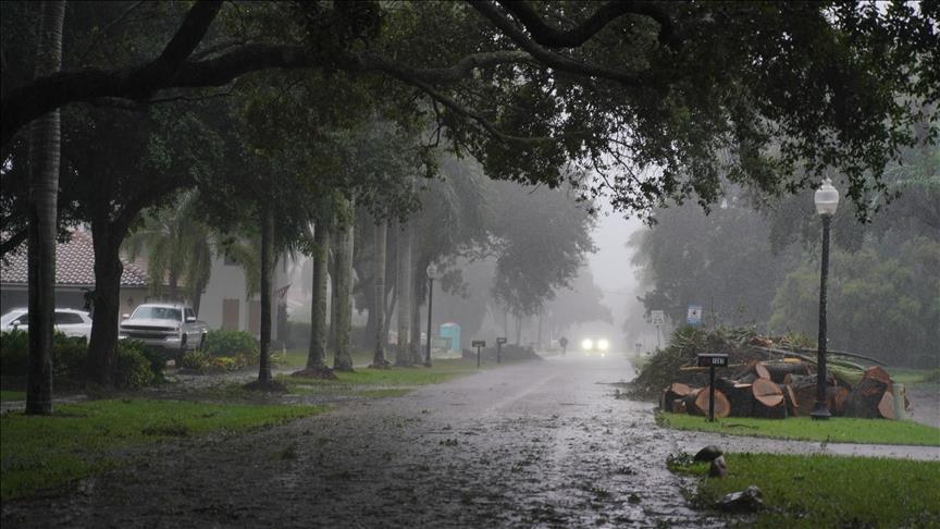 Hurricane Ian makes US landfall as 'extremely dangerous' Category 4 storm