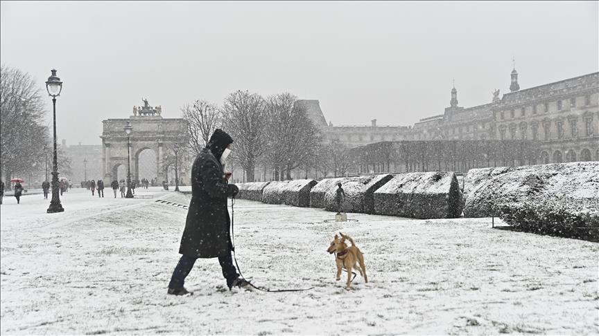 Europe prepares for possible power outages during winter: Official