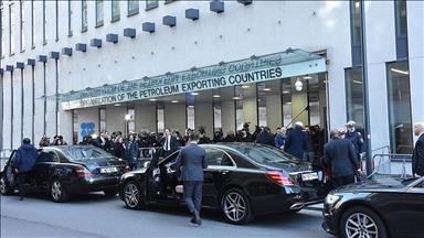 OPEC+ producers agree to cut output by 2 million bpd starting from November