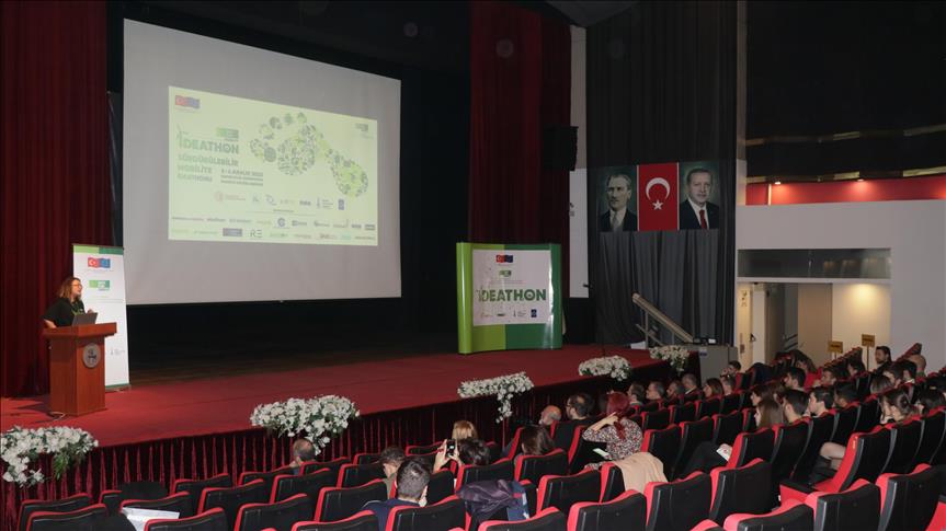 Mobility ideathon in Izmir encourages university students to develop sustainable projects