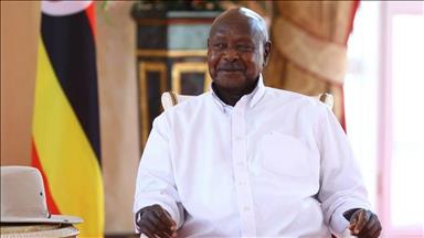 Uganda unveils 1st oil production drilling rig in East Africa